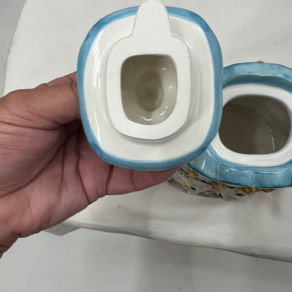 Annie Rowe The Leonardo Collection "Good Home Wanted" Tea Pot - Picture 10 of 12